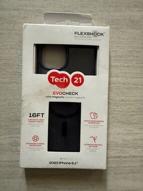 tech21 Evo Check MagSafe Case - Black with Cream Camera Accent